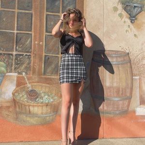 Meet your Posher, Eva